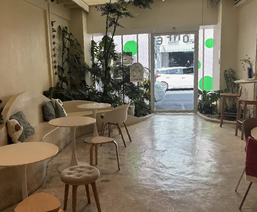 Comfee Cafe & Brunch - Phuket Old Town