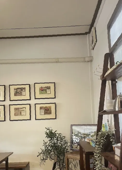 Slow Thrive coffee house