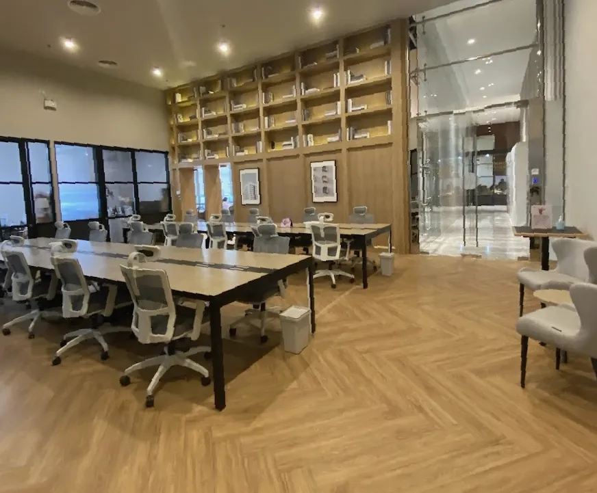 JustCo – Gaysorn Amarin | Coworking & Office Space