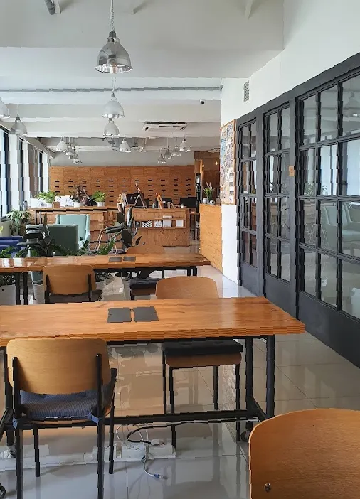 the Hive Prakanong