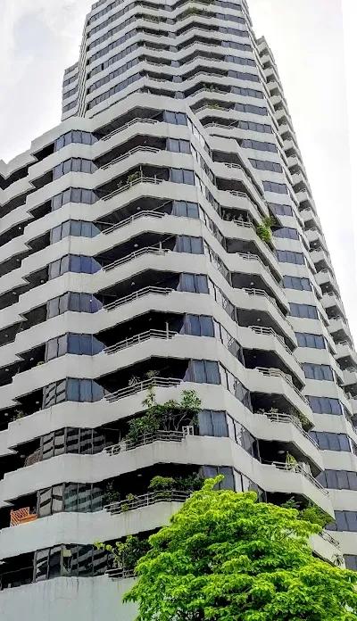 Las Colinas