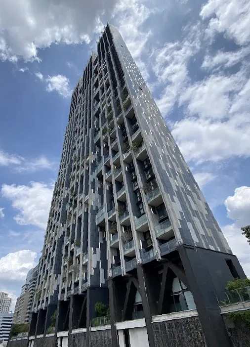 Q House Condo Sathon