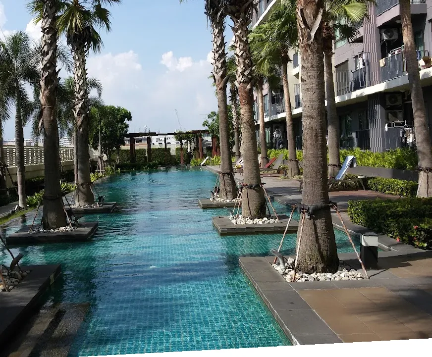 The Room Sukhumvit 21