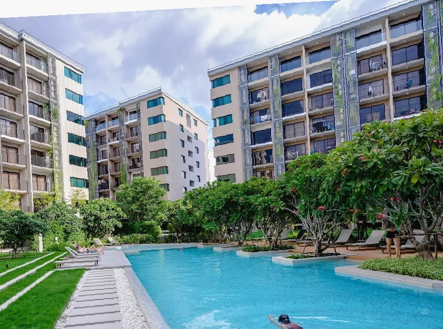 Blossom Condo Sathon-Charoen Rat