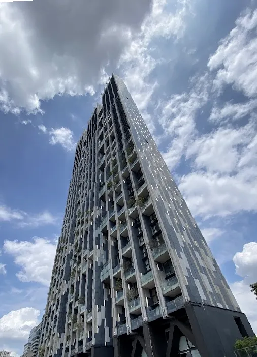 Condo One X Sathorn Narathiwat
