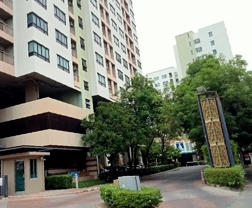 Brix Condominium Charan 64