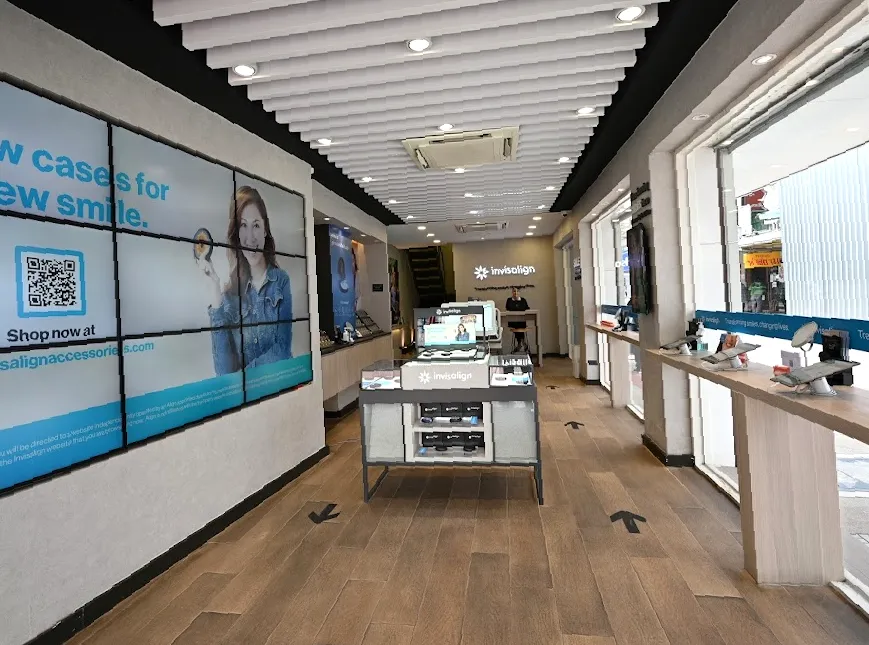 The S Digital Dental Clinic (Invisalign and Implant Centers) คลินิกทันตกรรม ดิเอส สาทร