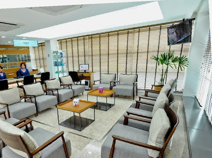 MOS Dental Clinic - Exchange Tower
