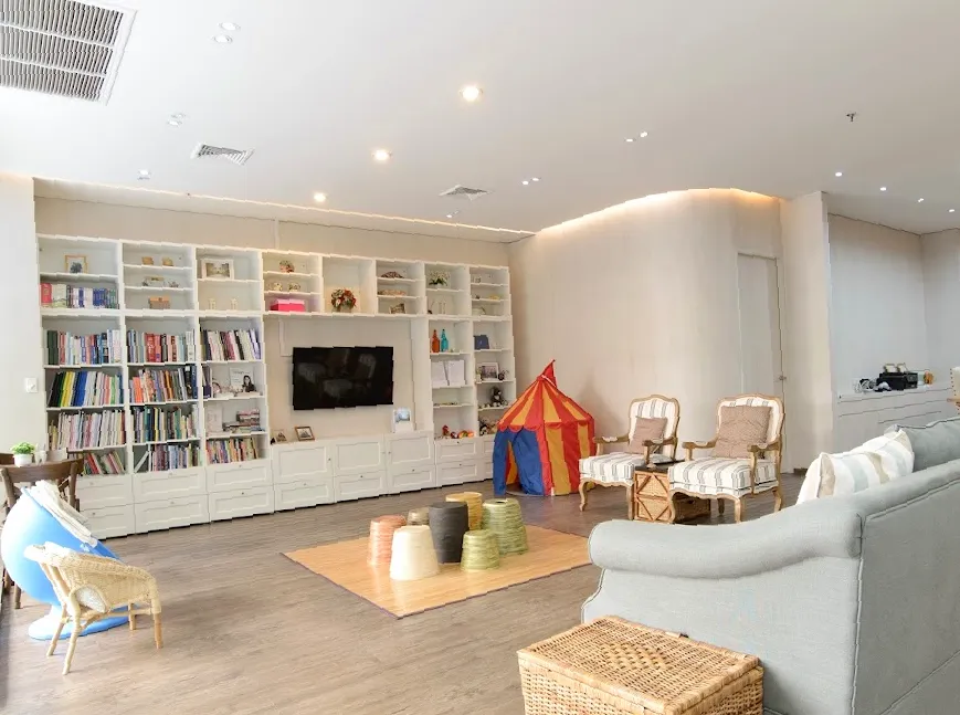 Thantakit International Dental Center in Bangkok+ Thailand