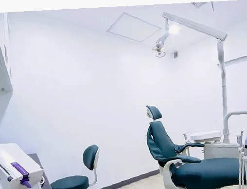Smile Design Dental Clinic - คลินิกทันตกรรม สไมล์ ดีไซน์ สีลม