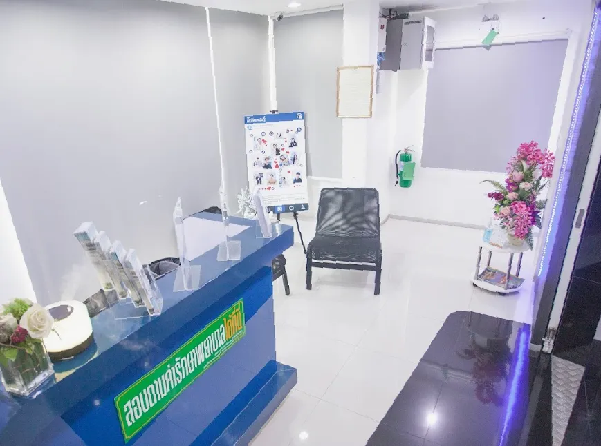 Silom Family Dental House