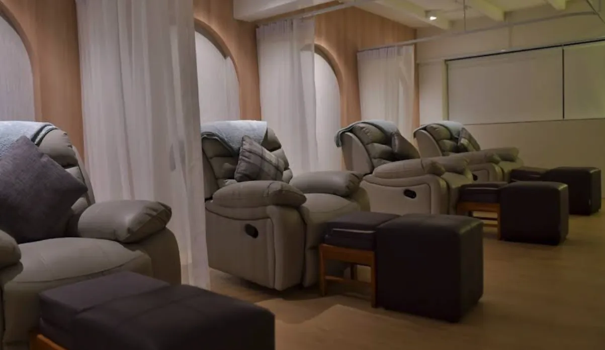 foot massage asoke 1 one more thai massage phrom phong