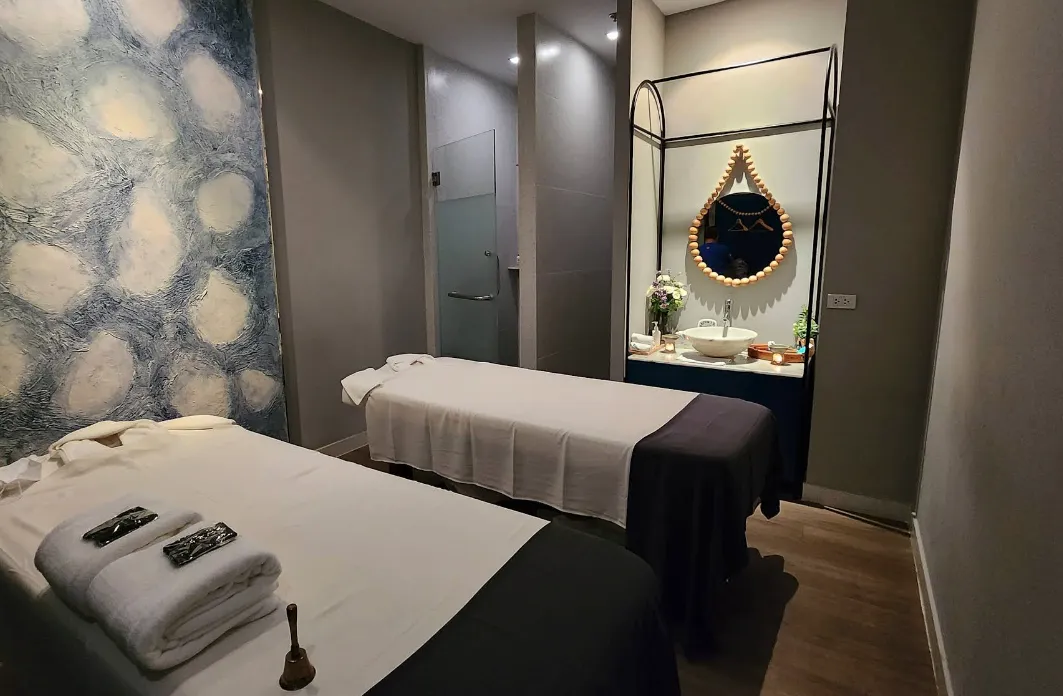 foot massage central world 6 treasure spa massage bts siam sq1