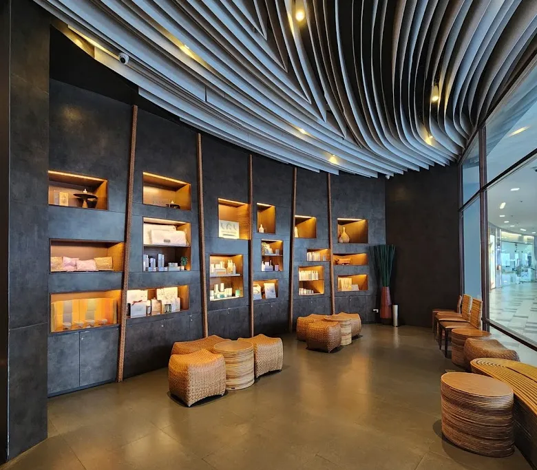 Let's Relax Spa - Siam Square One