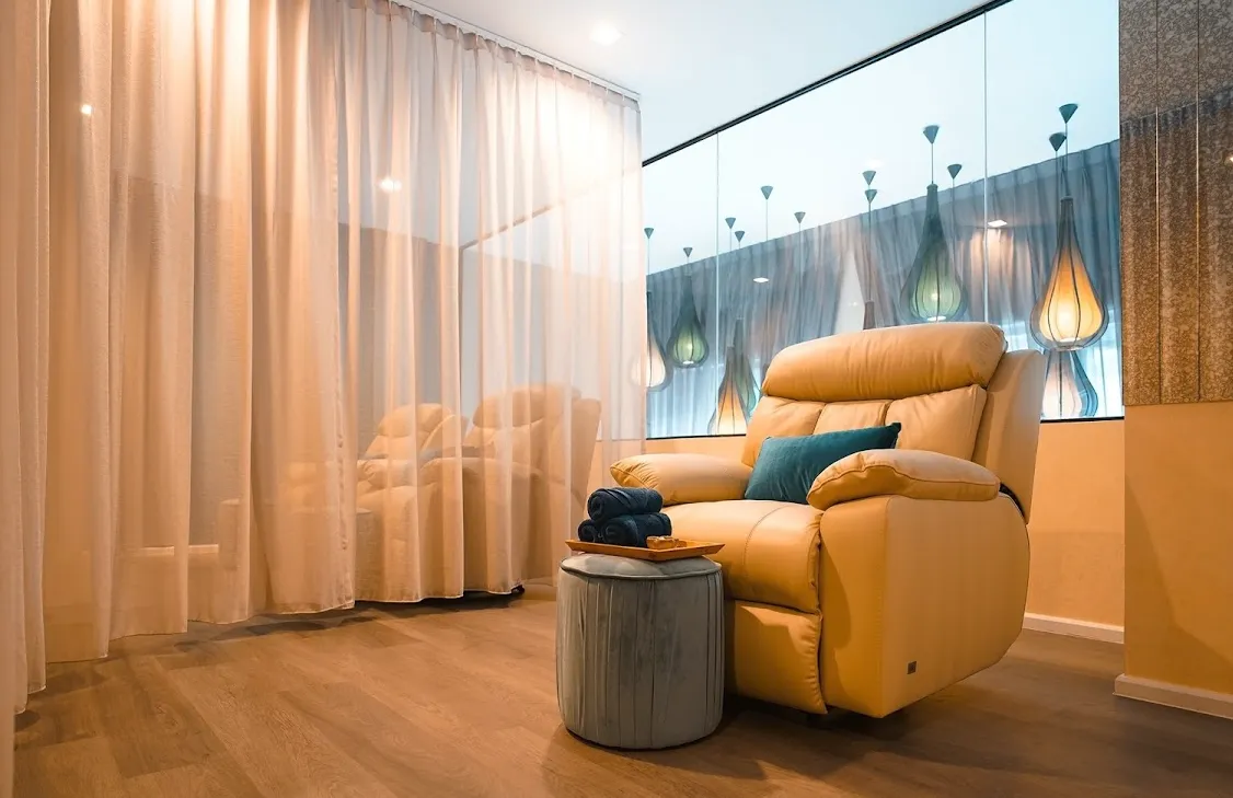 foot massage suvarnabhumi airport 8 foot massage balsabai