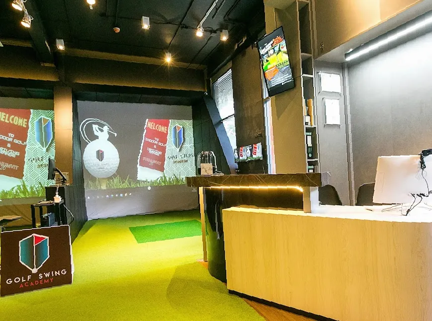 Tom Dingwall Golf Academy (Suk 24)