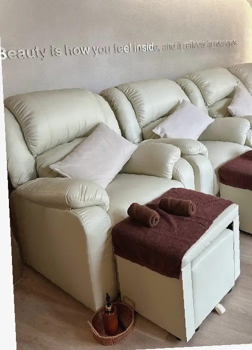 Massage Corner