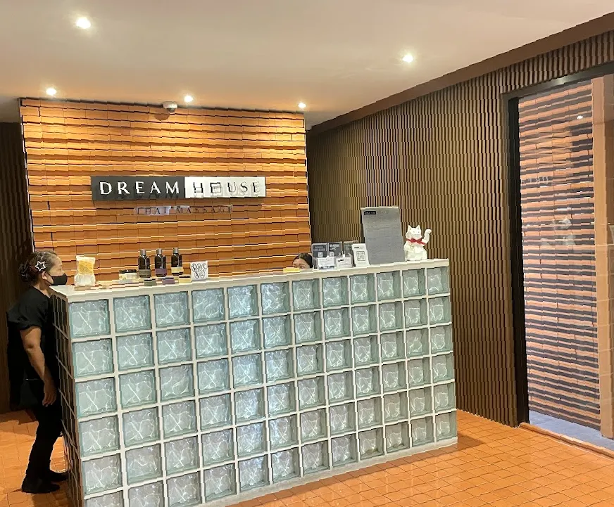 DreamHouse Thai Massage (Sukhumvit 20)