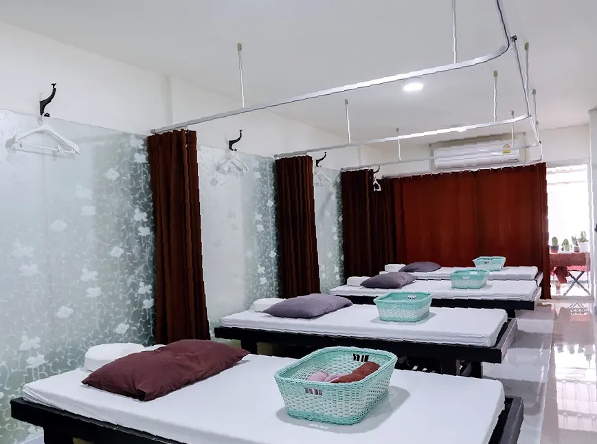 Gold Moon Premium Massage (โกลด์มูนพรีเมี่ยมสปา) 골드문 프리미엄 마사지