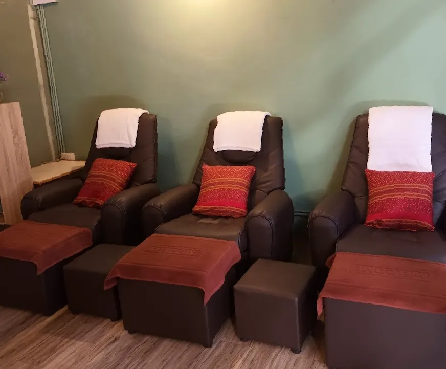 jj one Thai massage นวดแผนไทย เจเจวัน